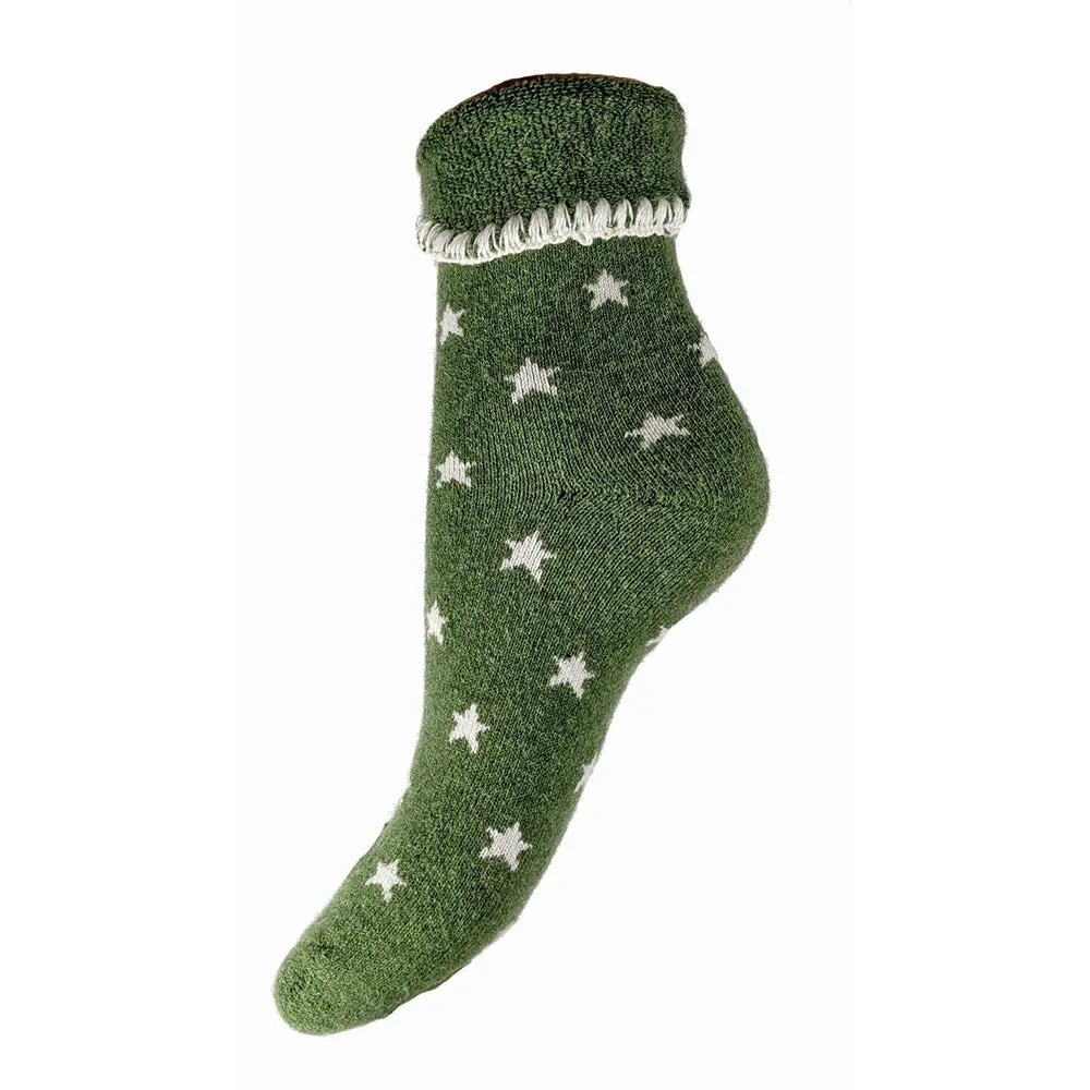 Green Cuff Socks with Cream Stars