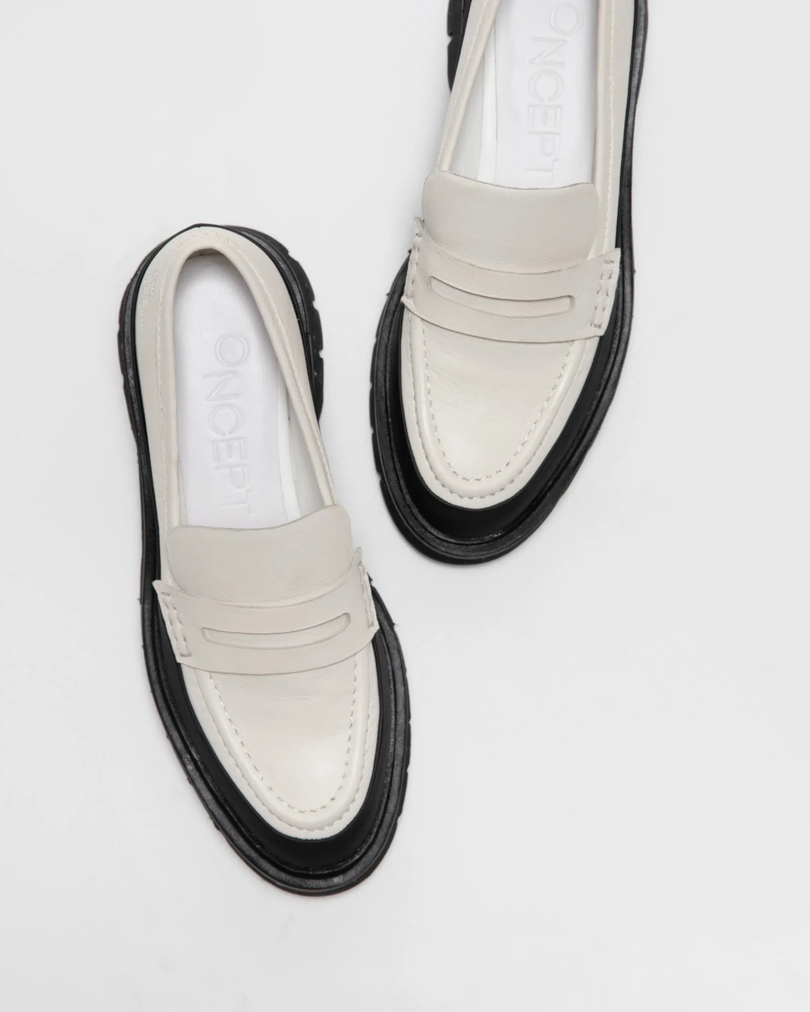 Oncept Seoul Loafer in Off White